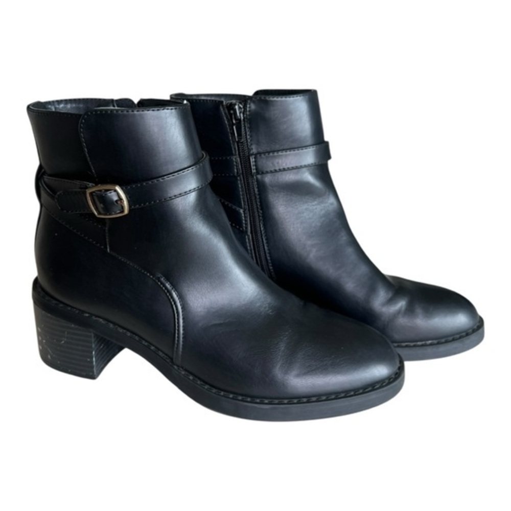 Loft Black Ankle Leather Boots Size 8M